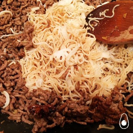 quick-beef-noodles-with-salad
